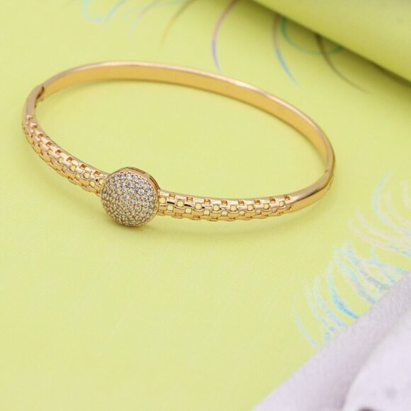 Elegant Rose Gold Bangle with Round Diamond-Crystal Centerpiece, XPBL0463 - Picture 5 of 11